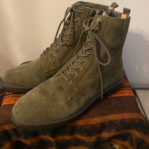 Lucky Brand Kandie Forrest Green Suede Brand New